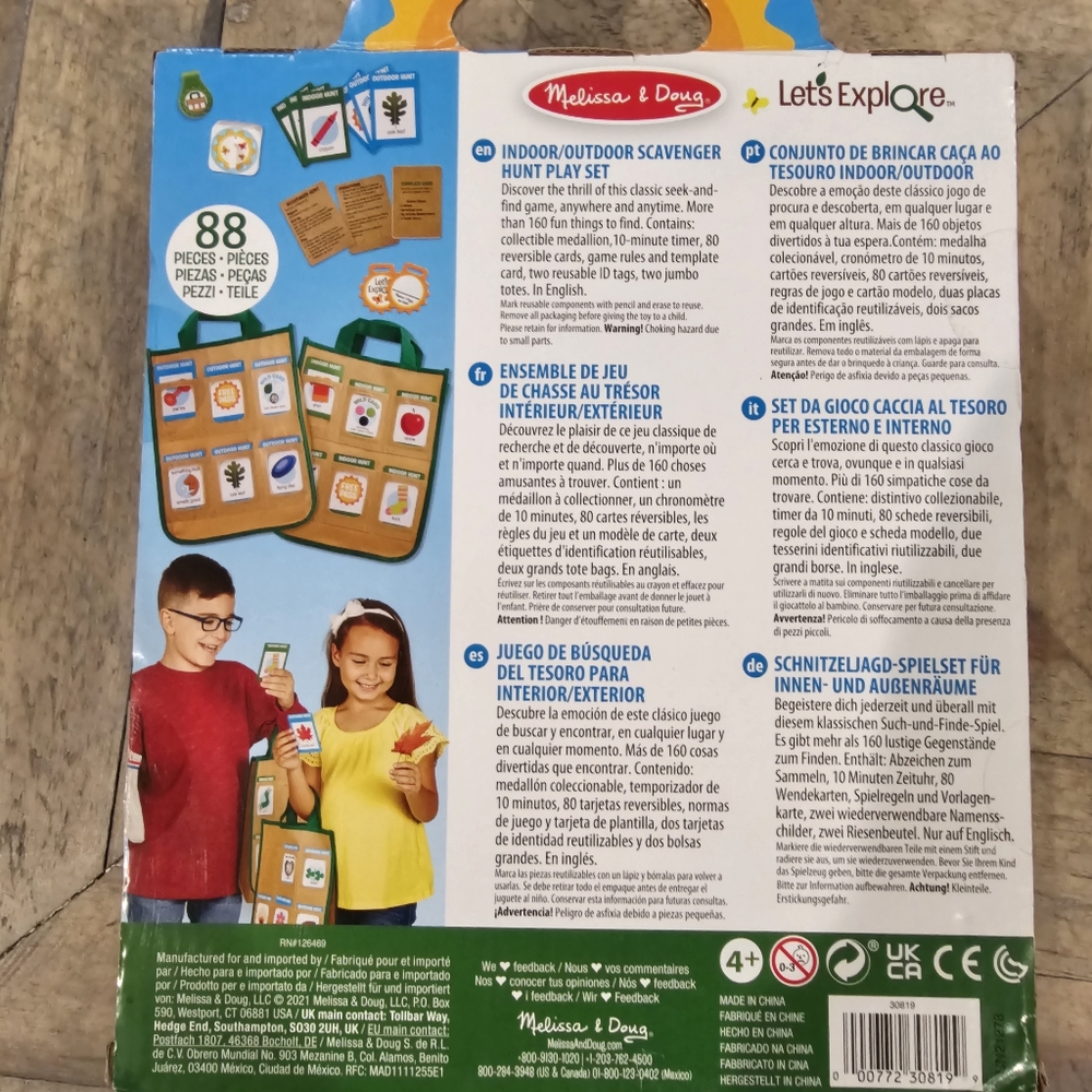 Melissa & Doug Scavenger Hunt Set - Picture 2 of 6
